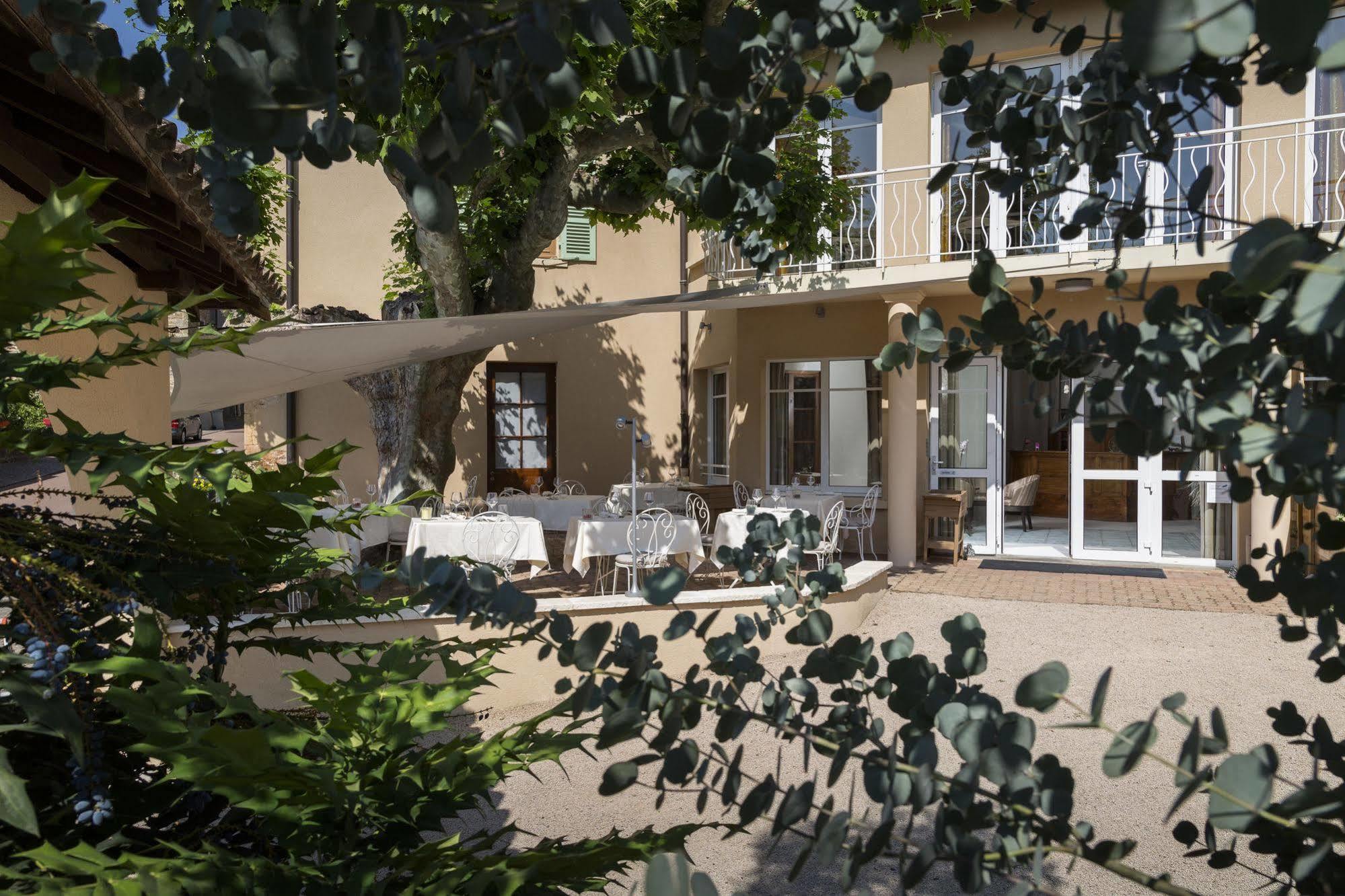 Auberge De Clochemerle, Spa Privatif & Restaurant Gastronomique Vaux-en-Beaujolais Εξωτερικό φωτογραφία