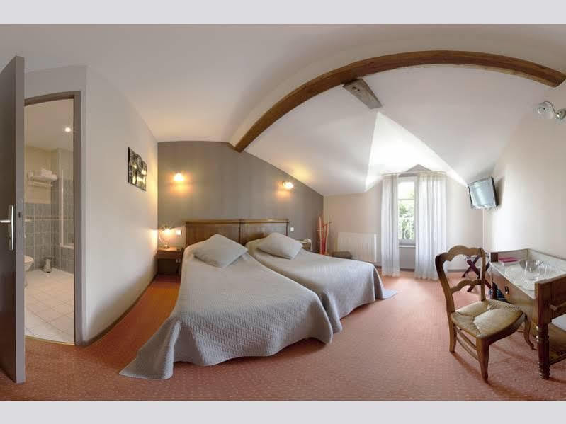 Auberge De Clochemerle, Spa Privatif & Restaurant Gastronomique Vaux-en-Beaujolais Εξωτερικό φωτογραφία
